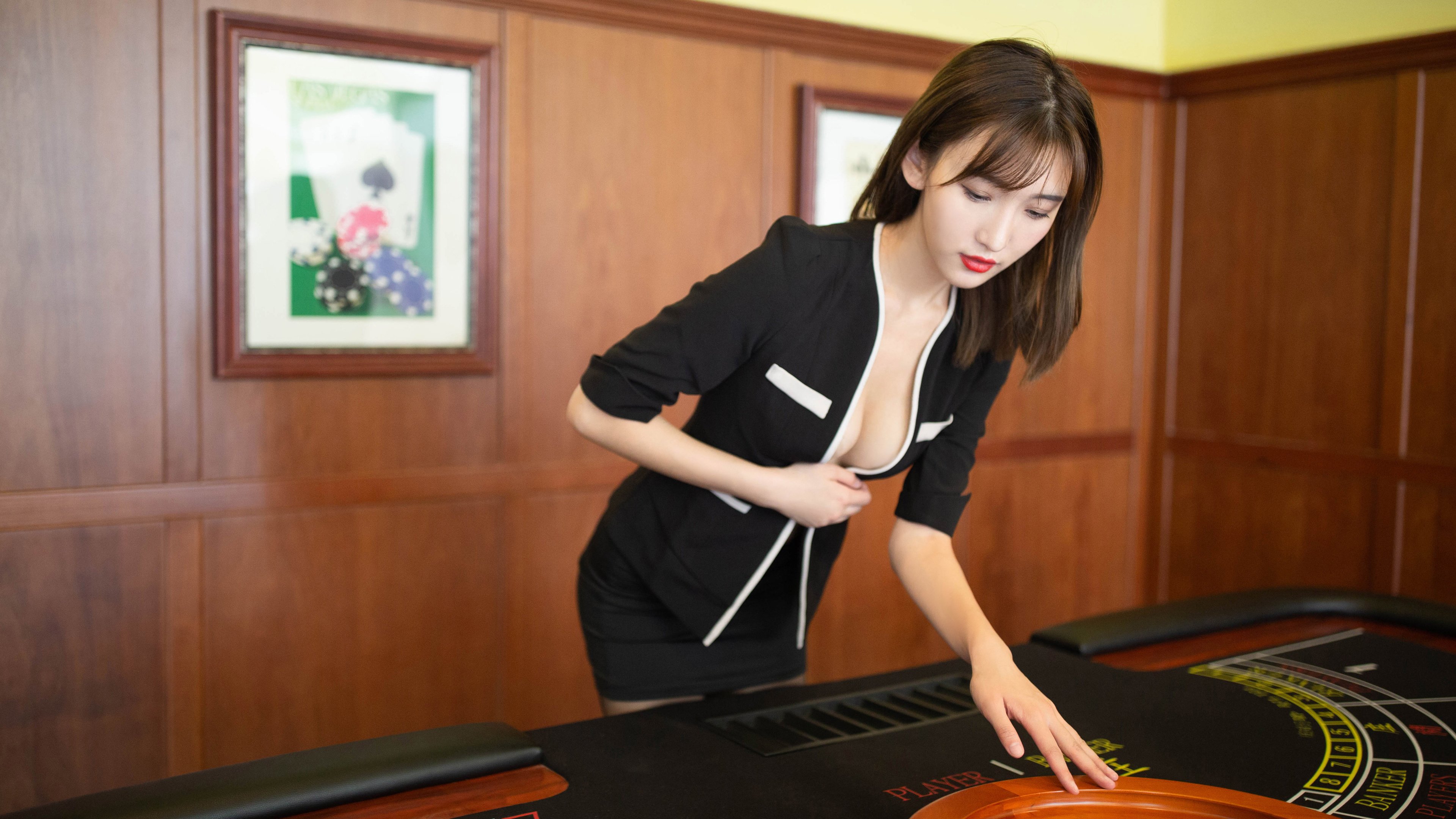 爱游戏体育官方网站-莱谢恩·卡萨斯用速度与耐力完美结合，莱恩卡斯滕