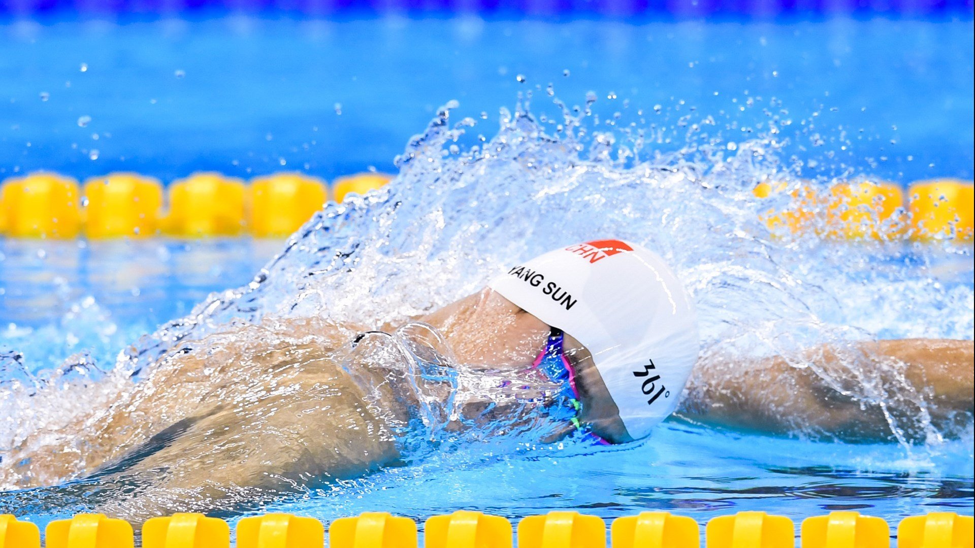 _花式篮球表演赛：运动之美无限延伸_，篮球花样表演